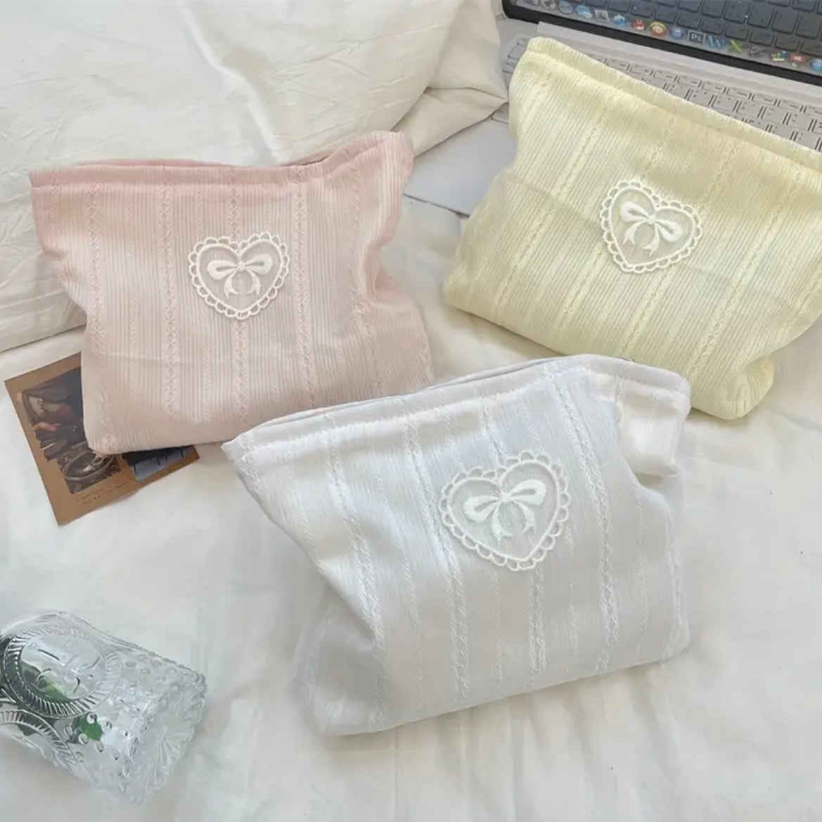 Darling Bow Essentials