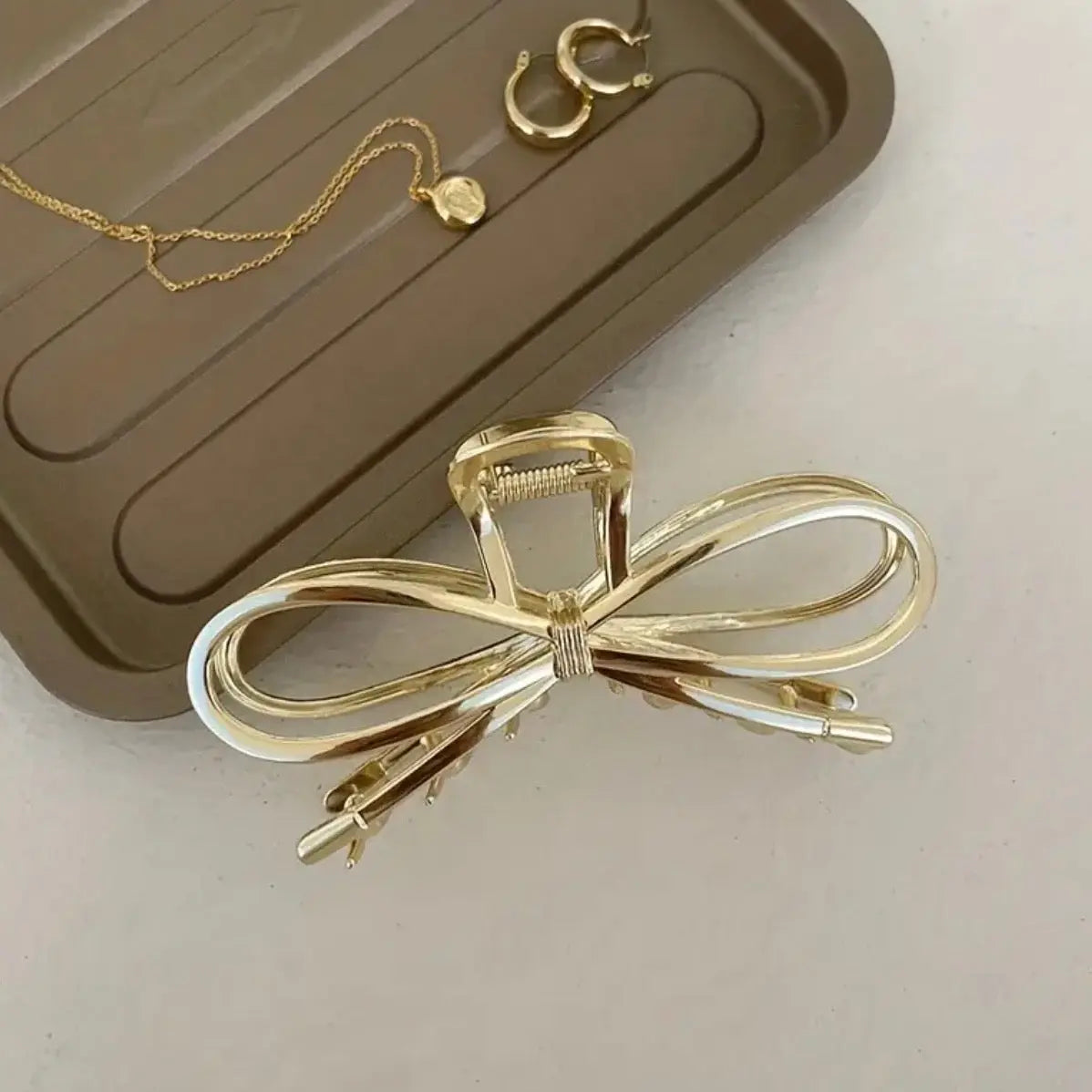 Timeless-Treasures Ribboned Collective