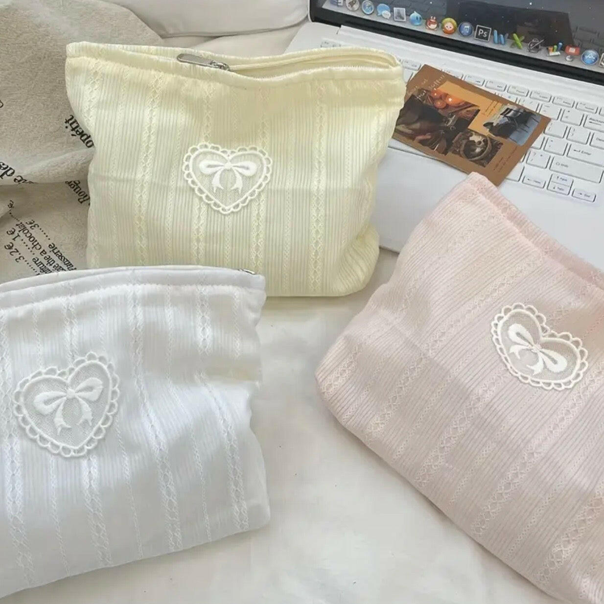 Sweetie Bow Cosmetic Bag - Snow.