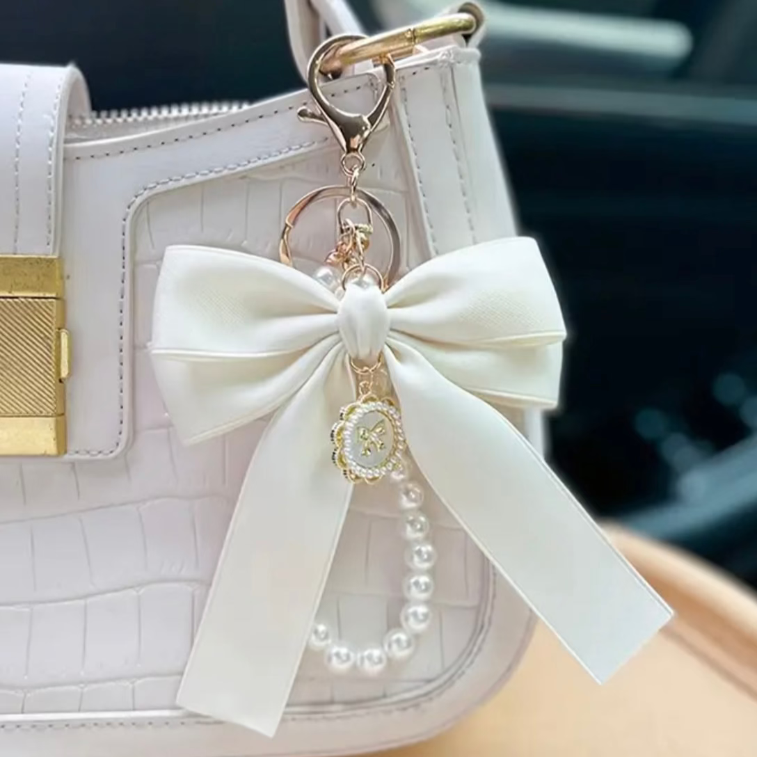 Cream Elegance Key Charm.