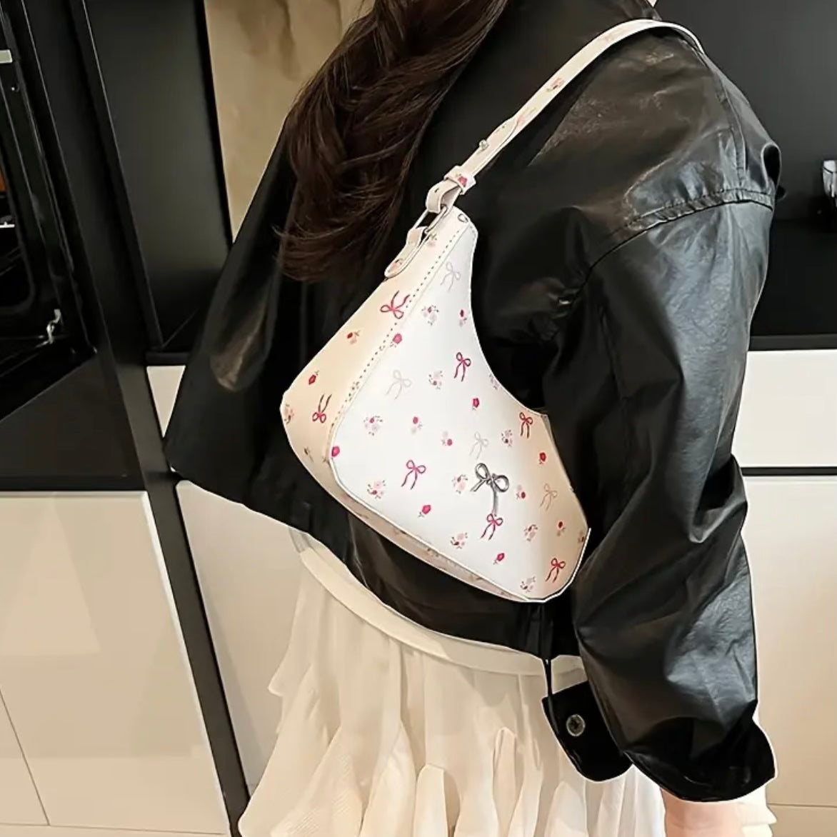 Timeless Classic Bow Shoulder Bag.
