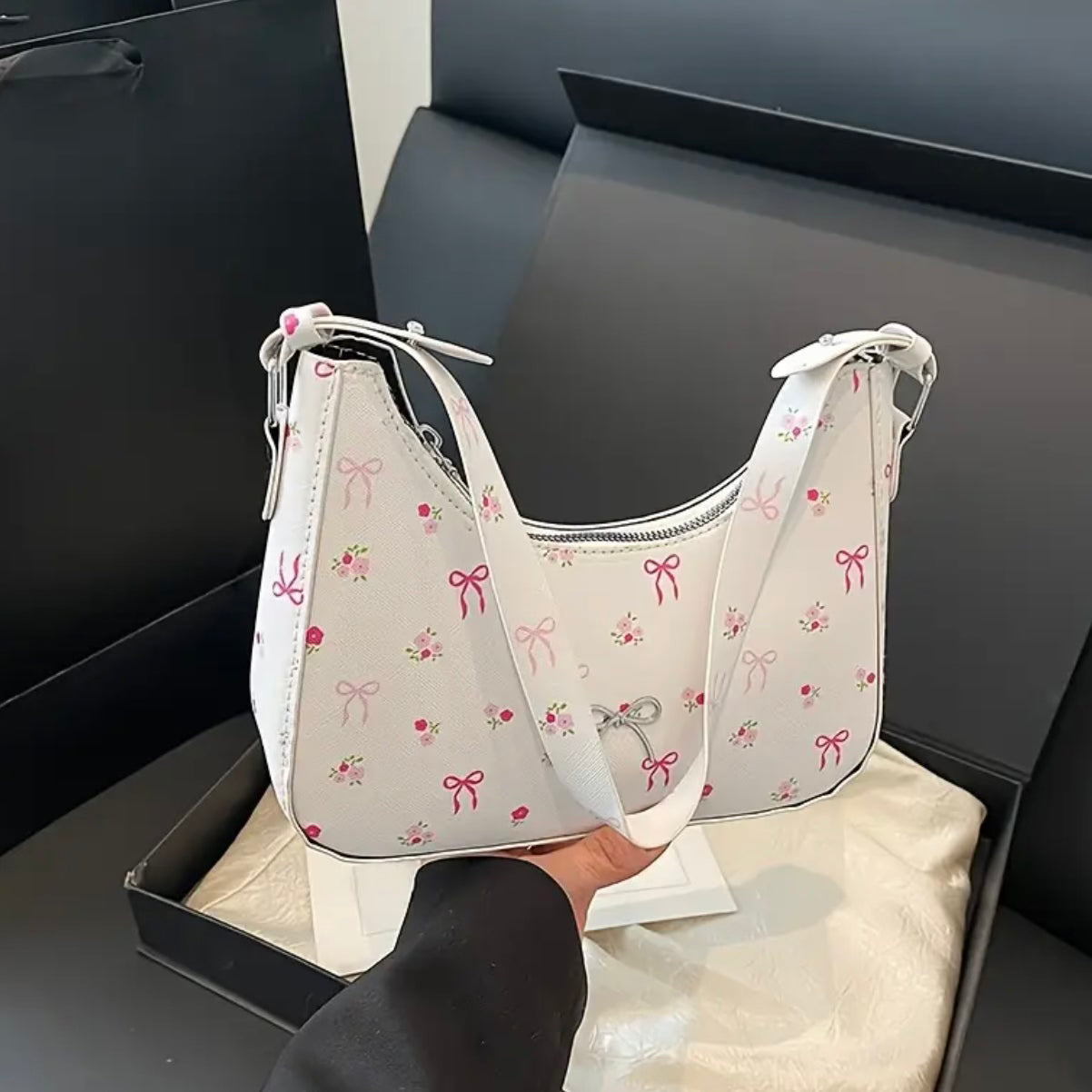 Timeless Classic Bow Shoulder Bag.