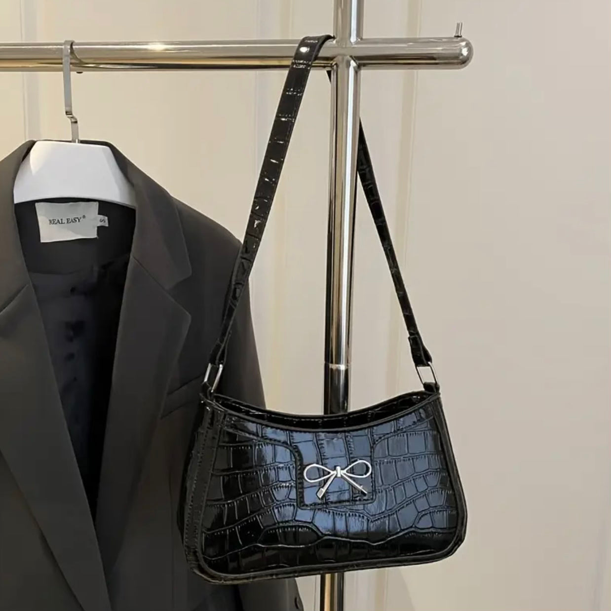 Vivienne Noir Bow Shoulder Bag.