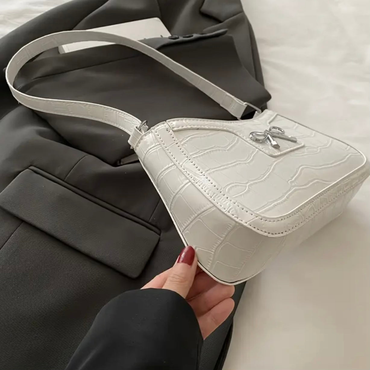Vivienne Blanc Bow Shoulder Bag.