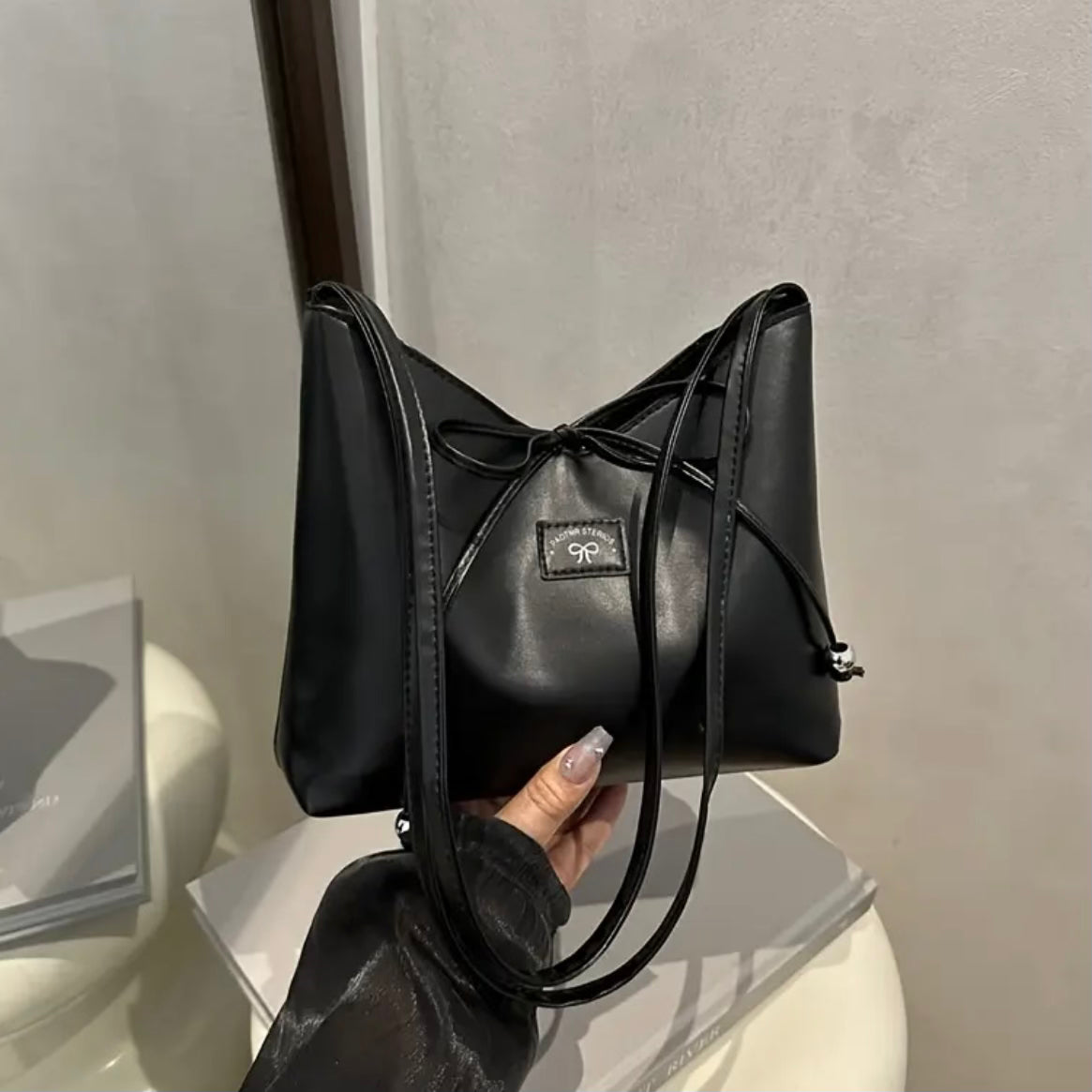 Odette Bow Bag – Obsidian
